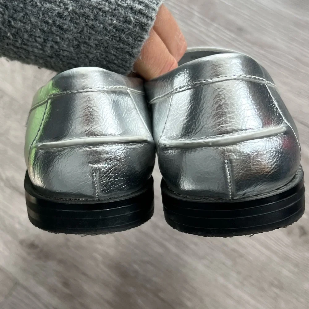 Zara | US7 / EU37 / Silver Loafers - Picture 4 of 4